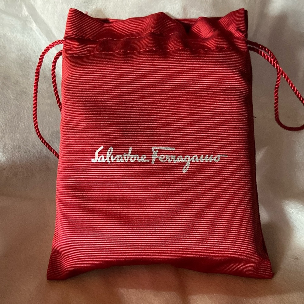 Salvatore Ferragamo EUC Wallet Gancini Logo - Picture 3 of 17